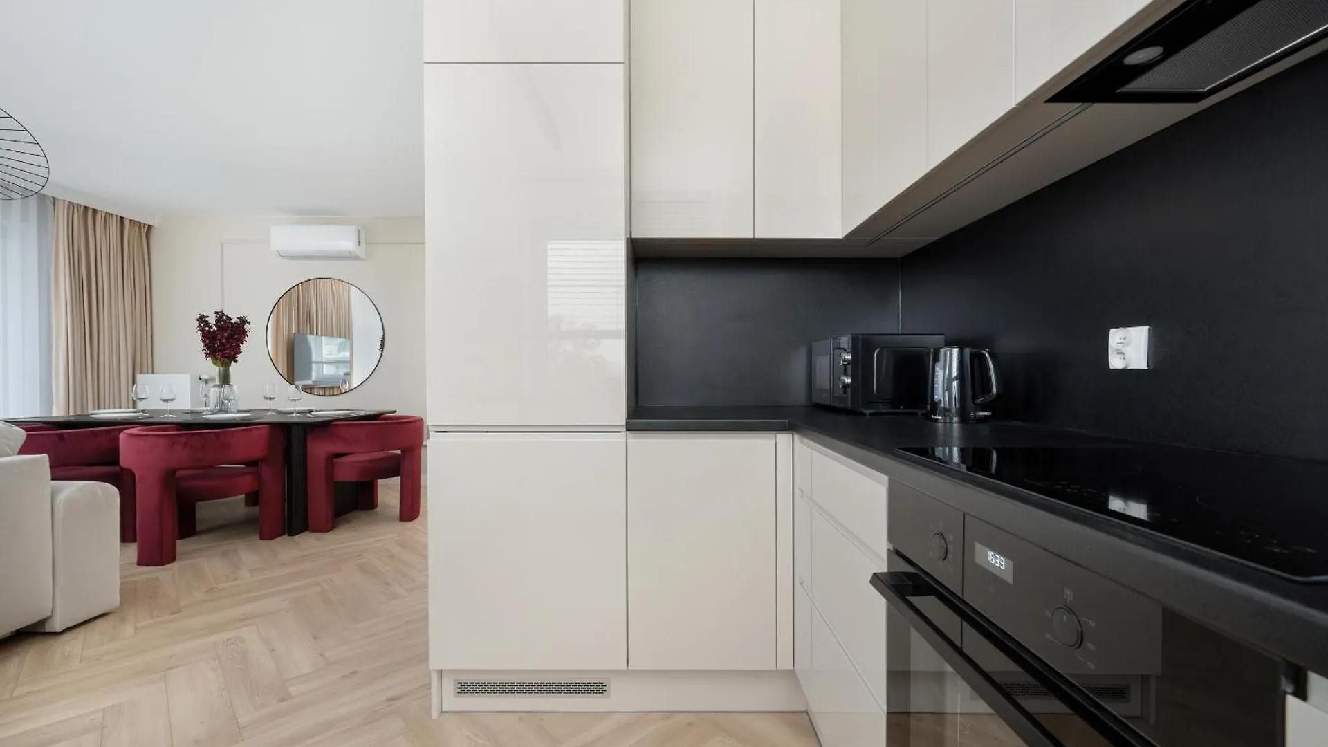 Ekskluzywne Apartamenty Browary Wroclawskie Z Klimatyzacja I Parkingiem By Renters Prestige Polska